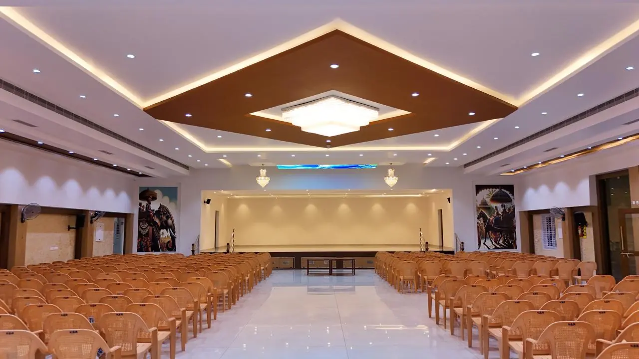 Grand A/C hall